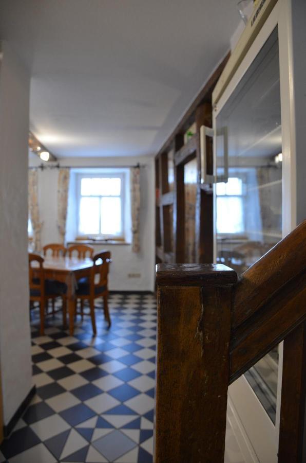 Altes Winzerhaus - Ferienhaus Burgen  ภายนอก รูปภาพ
